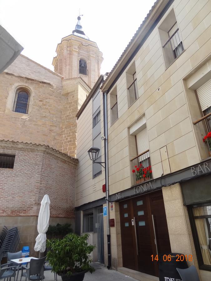 Hostal El Lechuguero Cascante Exterior foto